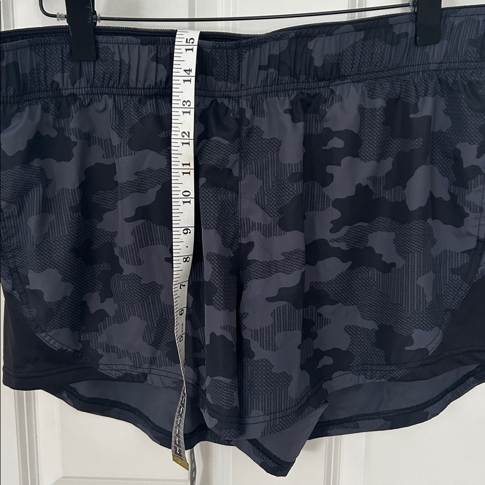 Athletic Works Camouflage Active Shorts Size XL 16-18 black & gray - Picture 2 of 6
